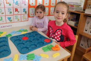 LogickiGraditeljiDvPcelica1(4)